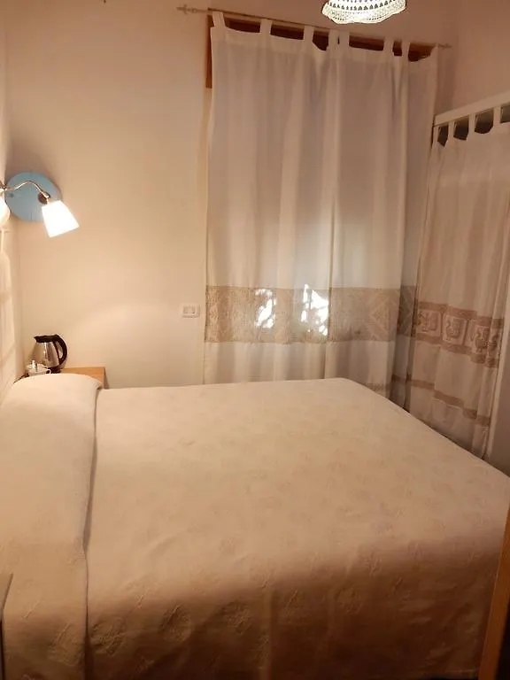 סן פנטלאו Bed & Breakfast Yin & Yang  סן פנטלאו